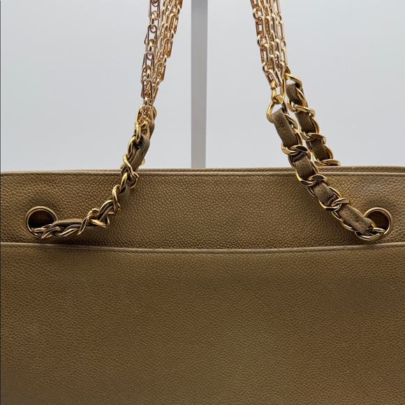Chanel Triple CC Tote Bag in Caviar Leather - Picture 5 of 16